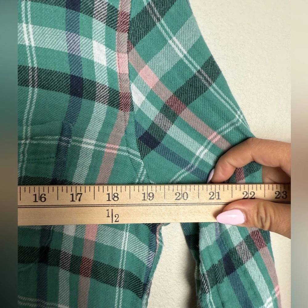 J.Crew Men Size Medium Magazine‎ Green Plaid Slim Double Weave button down shirt